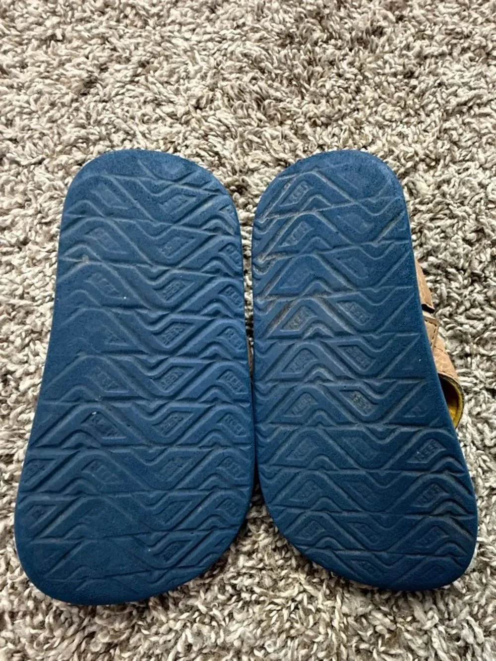 Reef Kids Navy & Brown Donut-Print Sandals